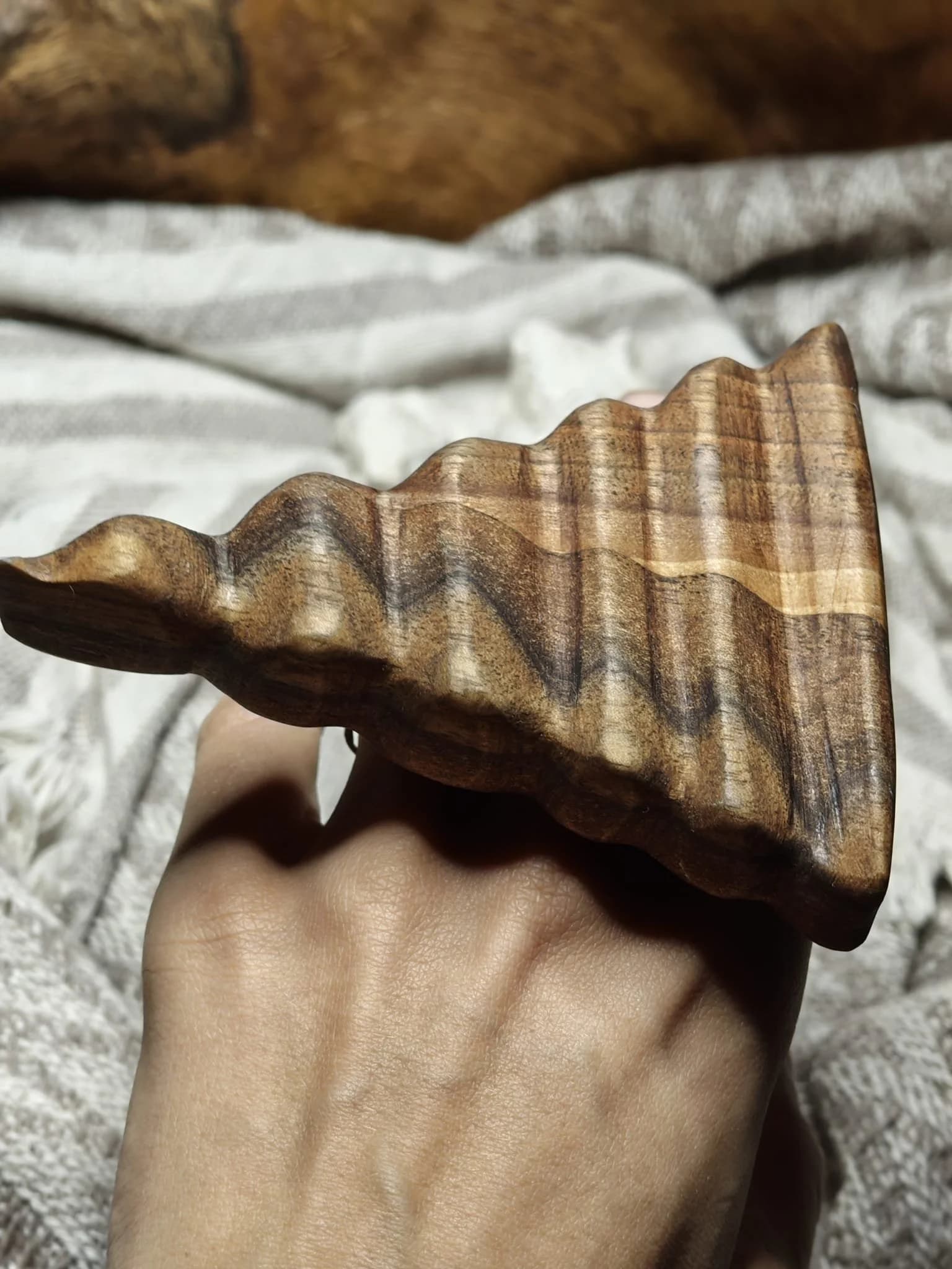 Inel sculptural  nuc