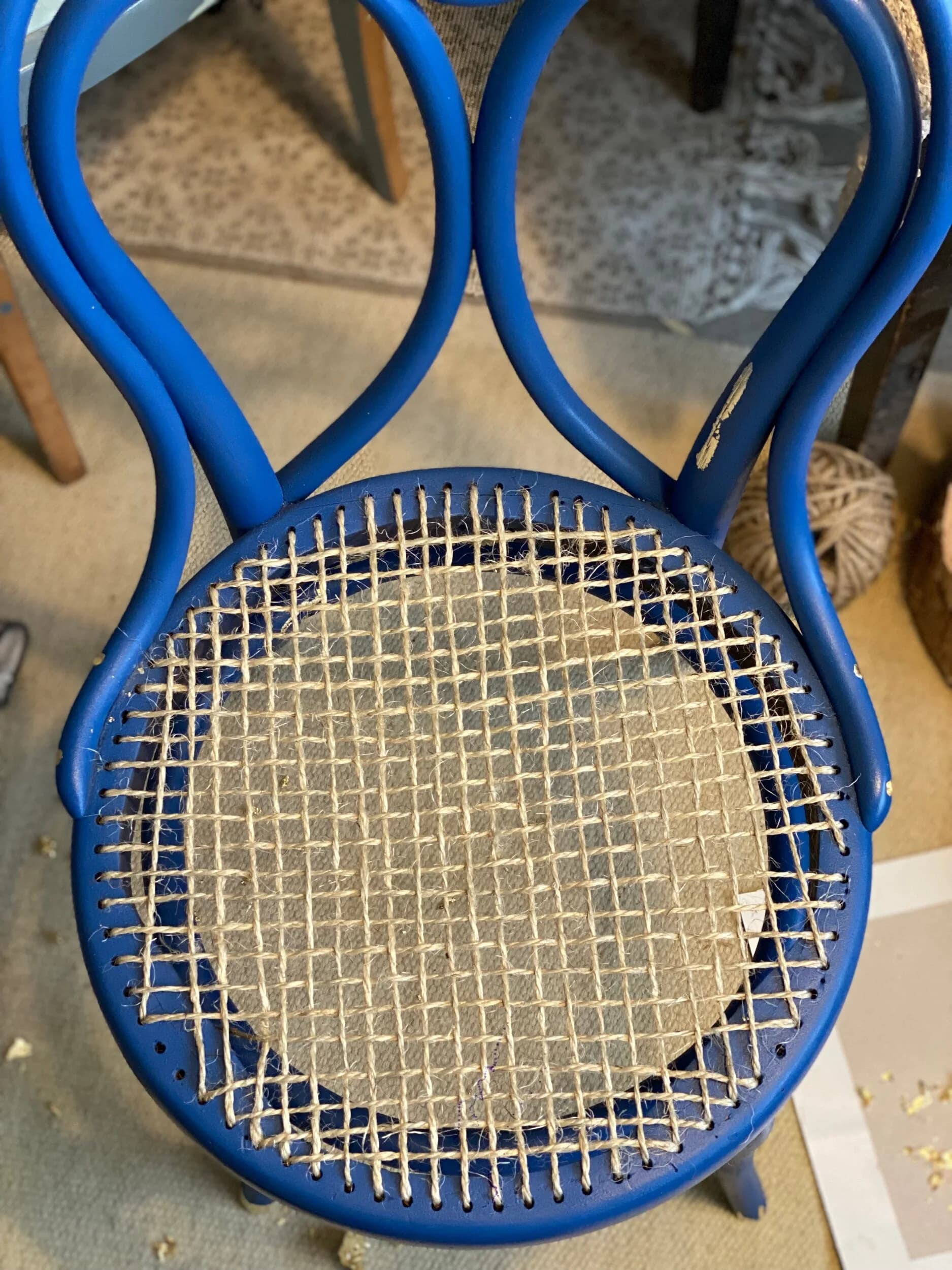 Produse Reciclate Disponibile - Thonet Defectul din Pod