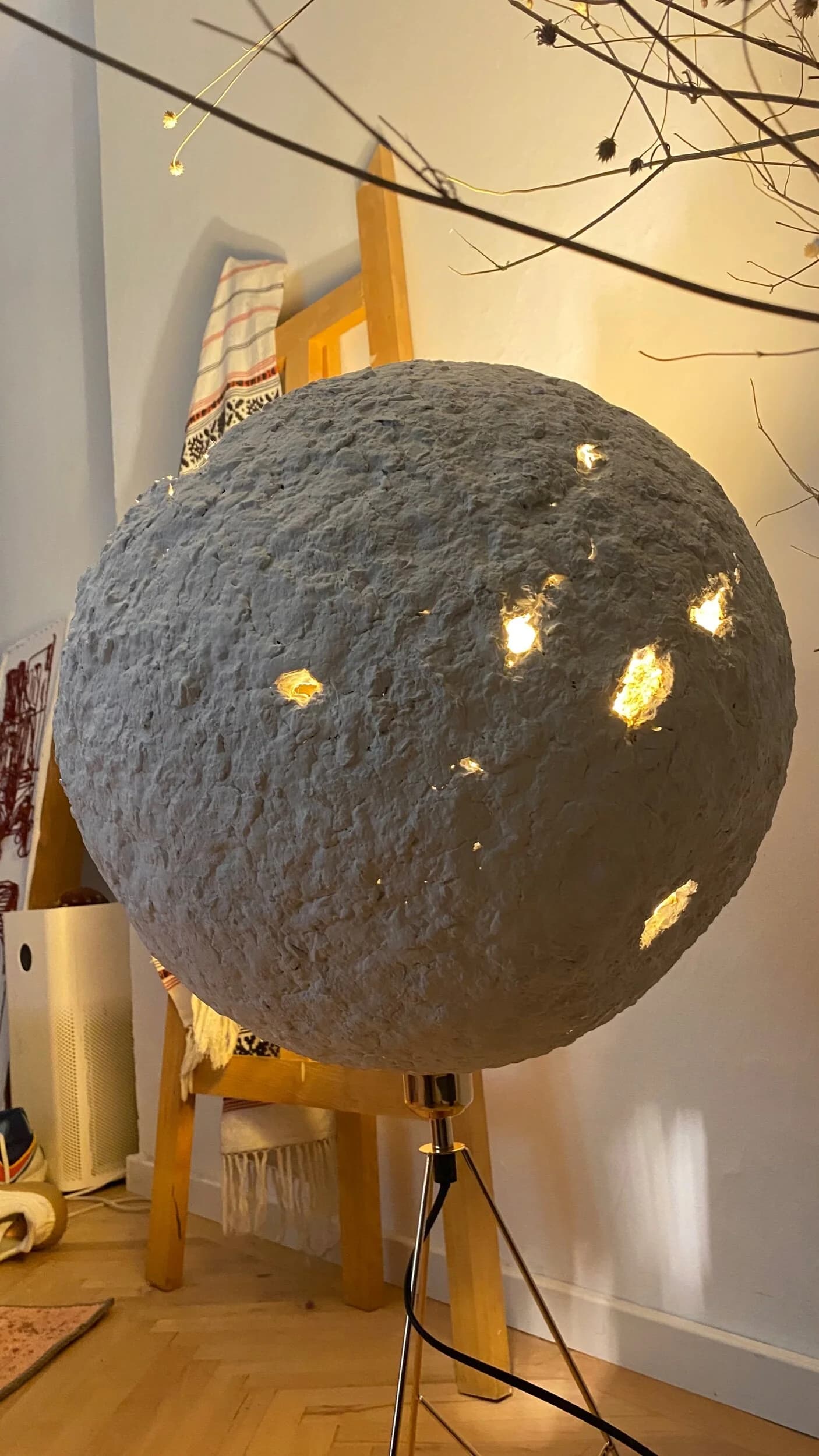 Lampă Papier Mache Dosar Cu Șină