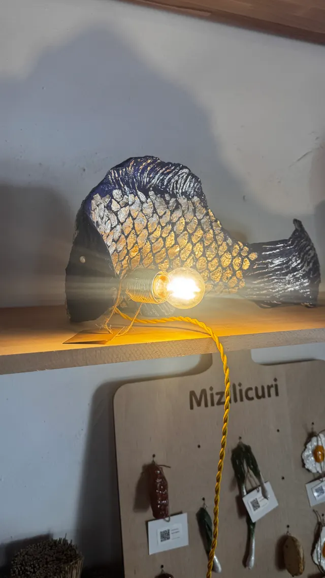Lampa “Peste”